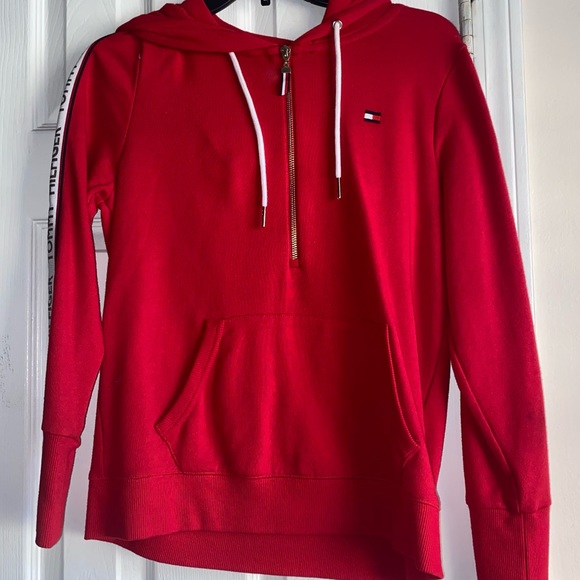 S Tommy Hilfiger half zip red hoodie - Picture 1 of 5